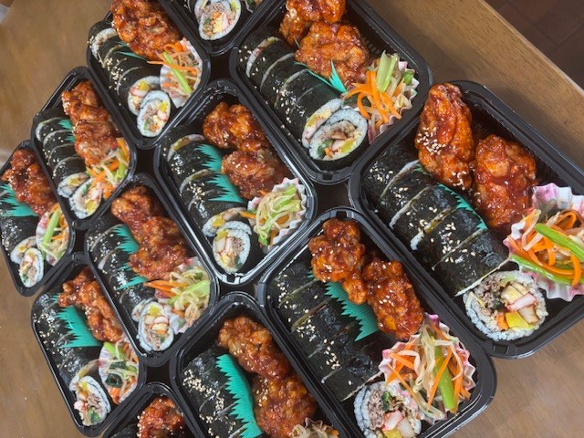 キンパ&ヤンニョムチキン弁当